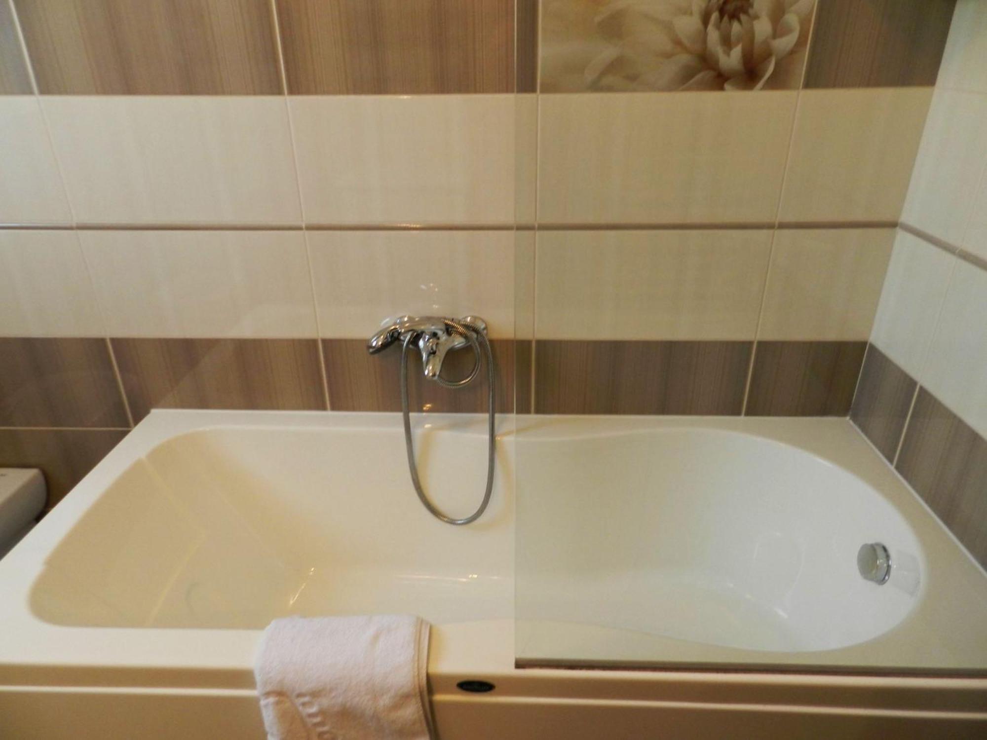 Smaragdna Villa Yourcroatiaholiday بريمونتيرا الغرفة الصورة